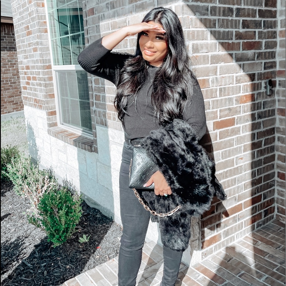 Meet your Posher, Cristina